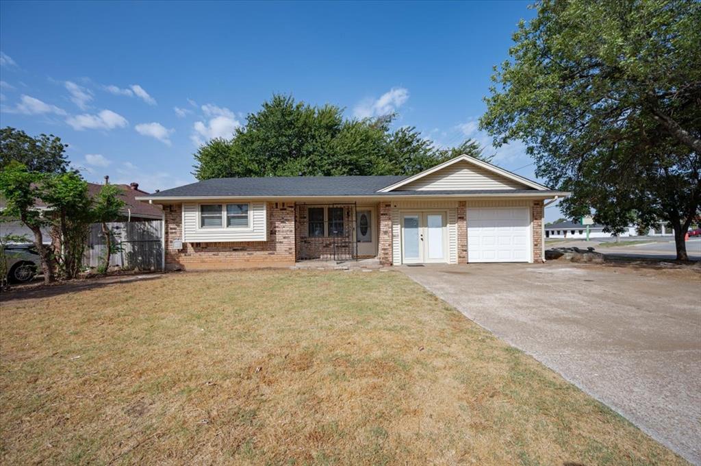 1209 Lawton — photo