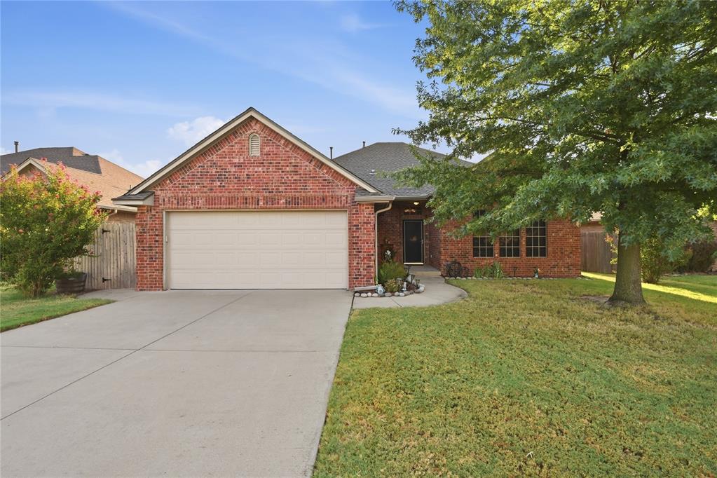 4220 Kensington Drive — photo