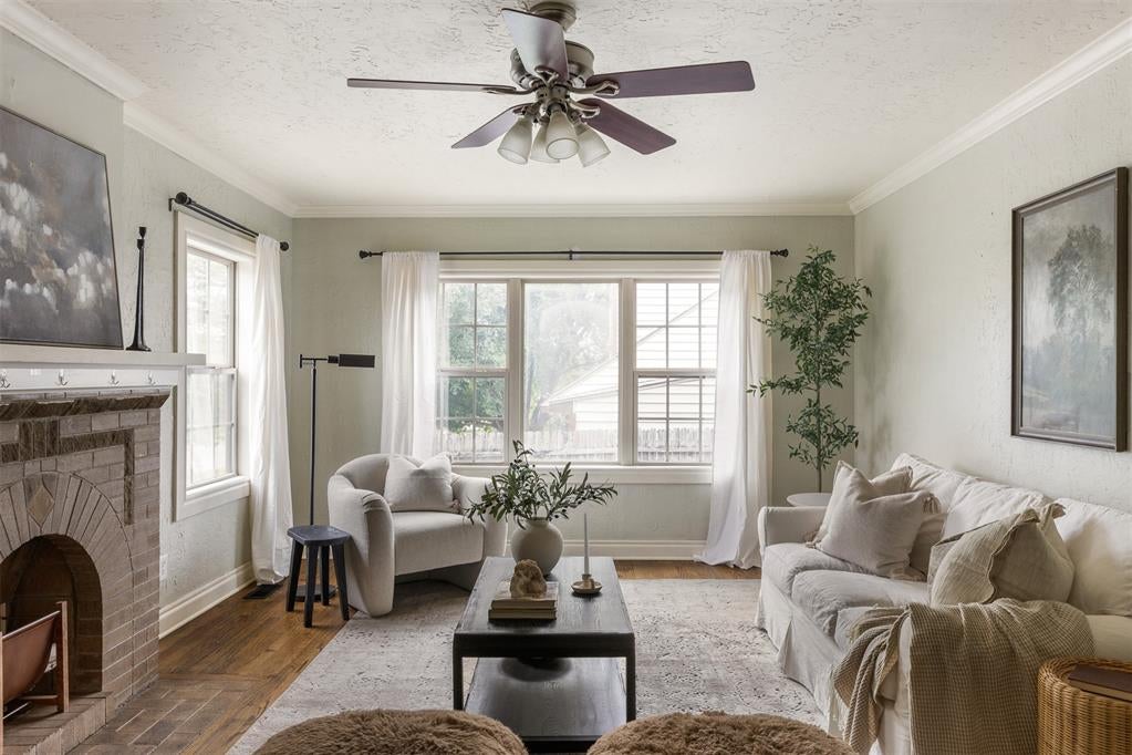 Home in Oklahoma City, OK 73118 — photo 3
