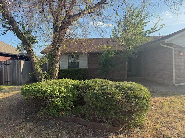 1004 SW 11th Street — photo