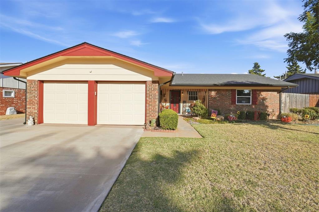 2512 Cherokee Strip Street — photo