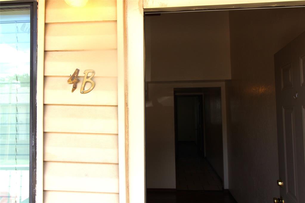 1901 E Lindsey Street 4B — photo