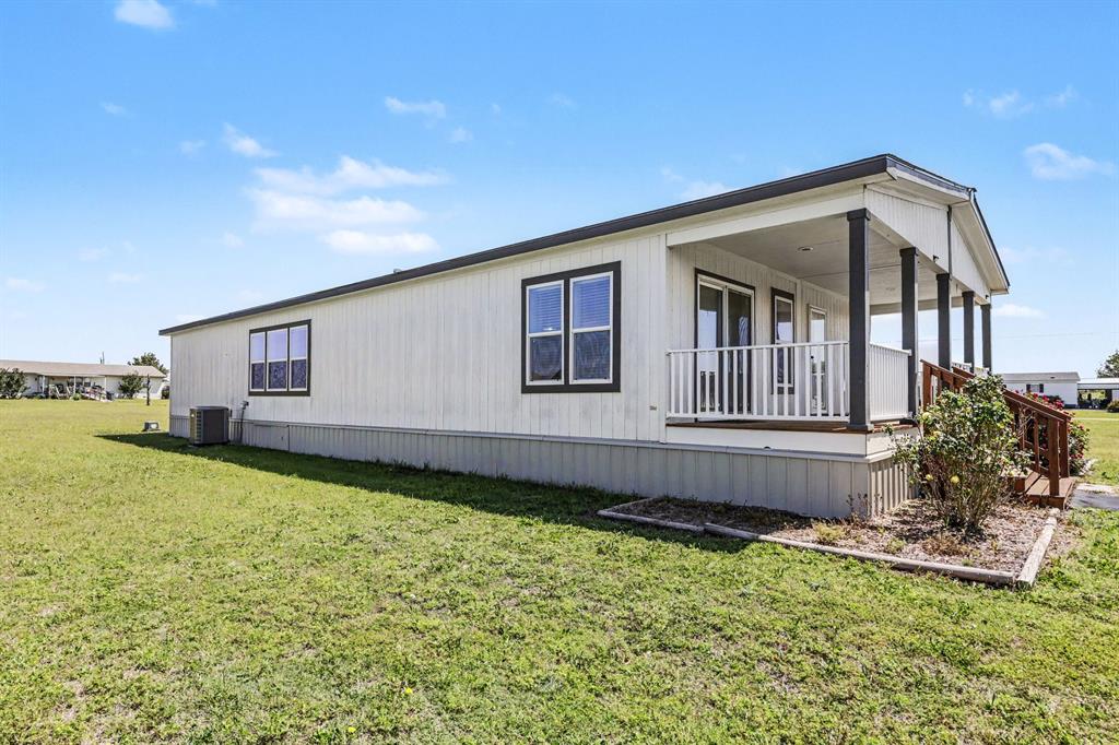17902 Lexie Lane — photo