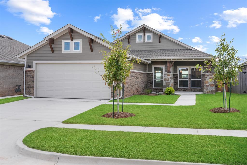3711 Eureka Drive — photo