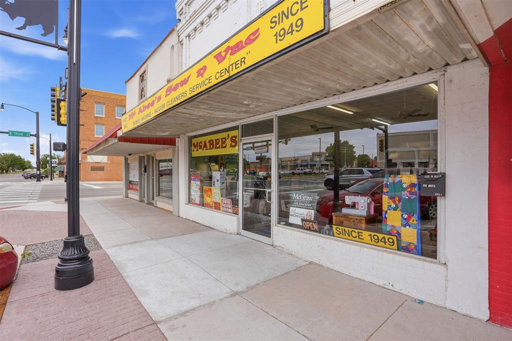 122 N Main Street — photo