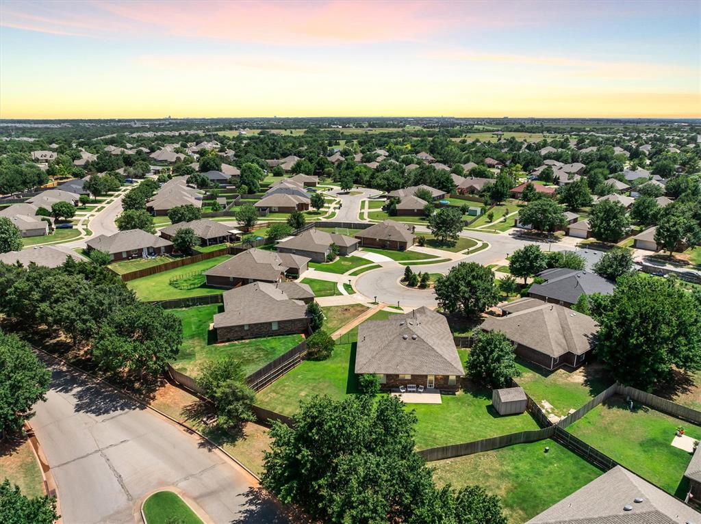 1975 Pleasant Ridge Court, Edmond, OK 73012 — photo 2