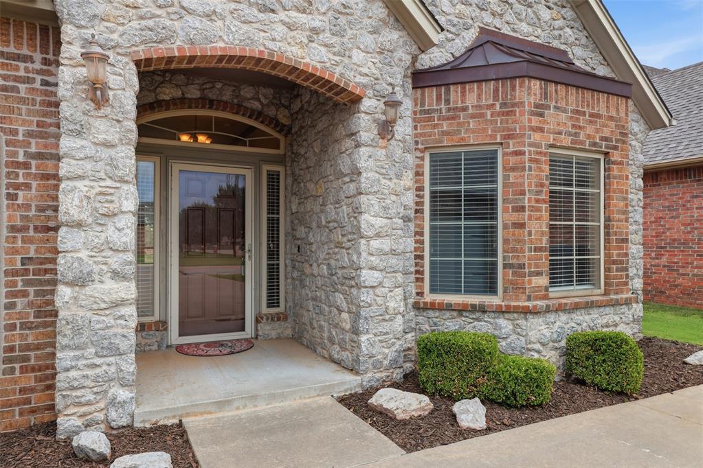 12508 Chateaux Road — photo