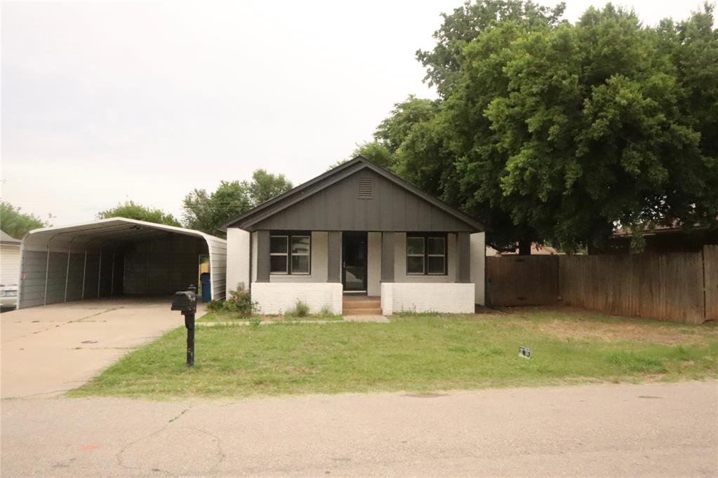 203 W Pine Street — photo