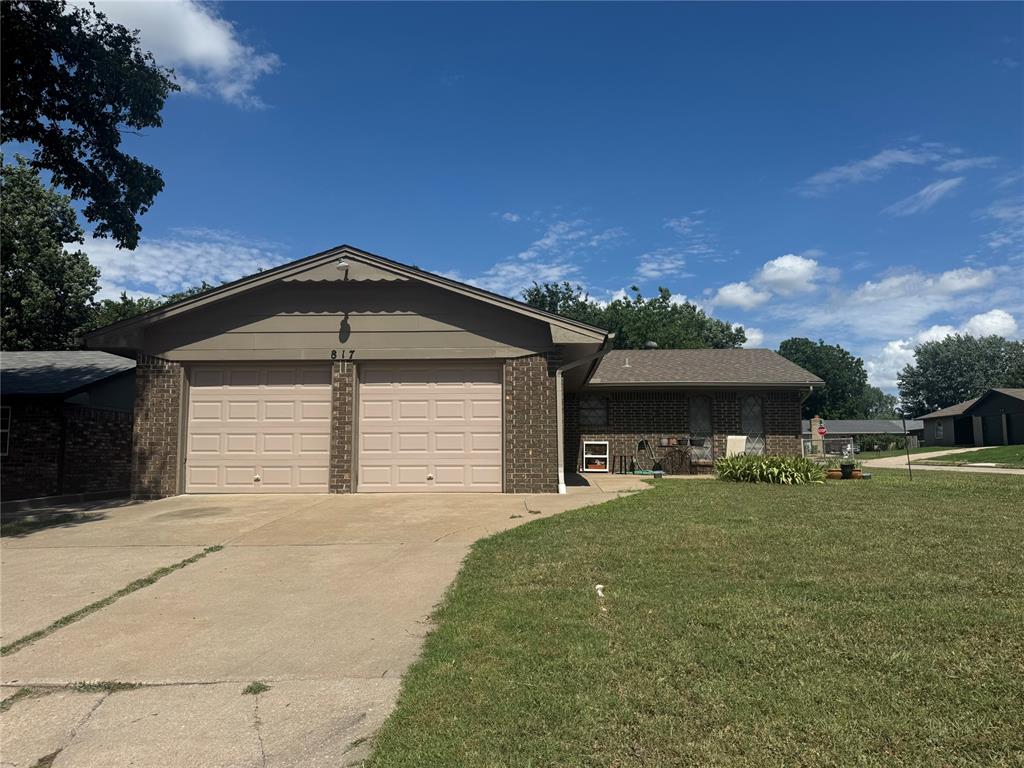 817 Glenwood Drive — photo