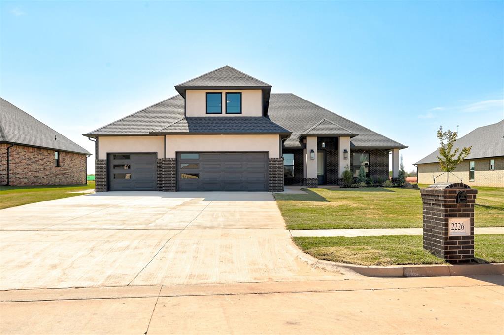 2226 W Cole Drive — photo