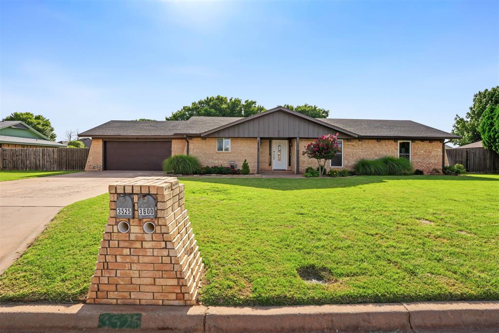 3525 W Trail Drive — photo