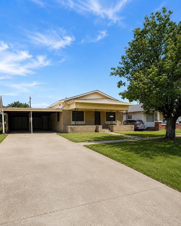 920 E Maple Street, Cushing, OK 74023 — photo 2