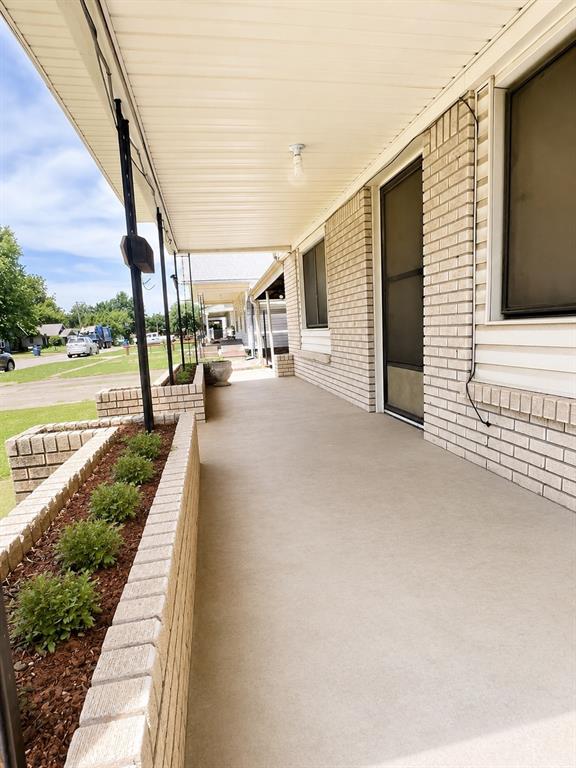 920 E Maple Street, Cushing, OK 74023 — photo 3