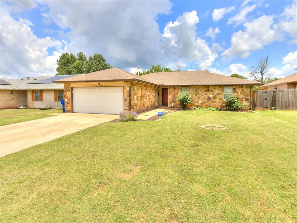 1129 Hawthorne Drive — photo