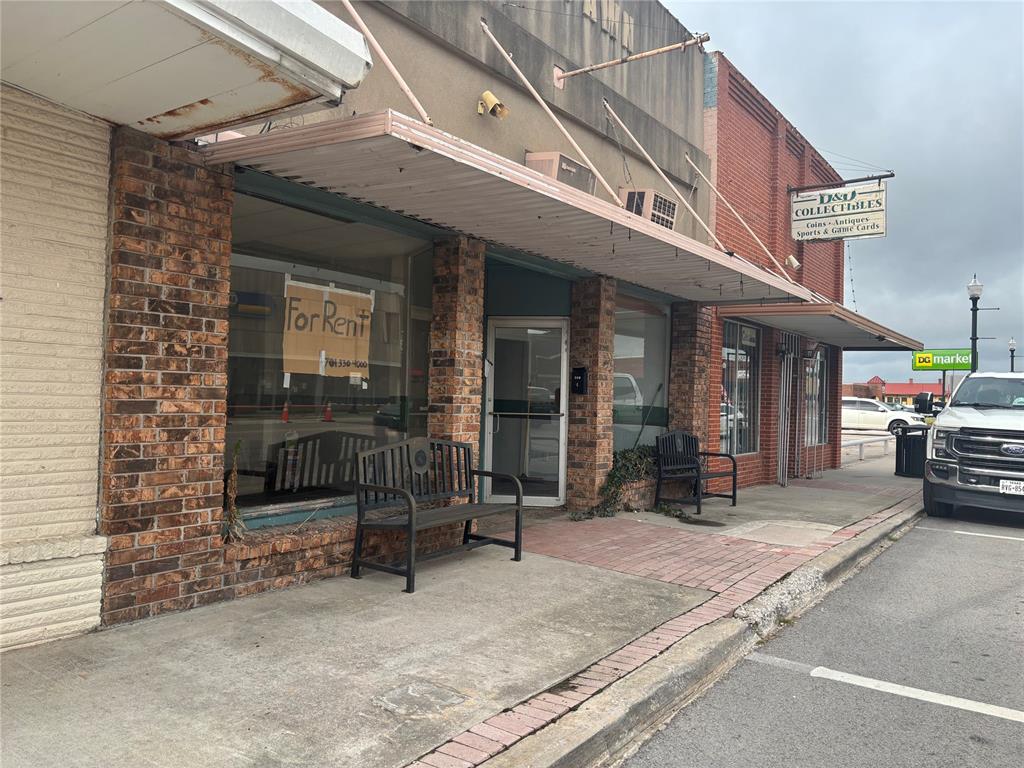210 E Main Street, Davis, OK 73030 — photo 2
