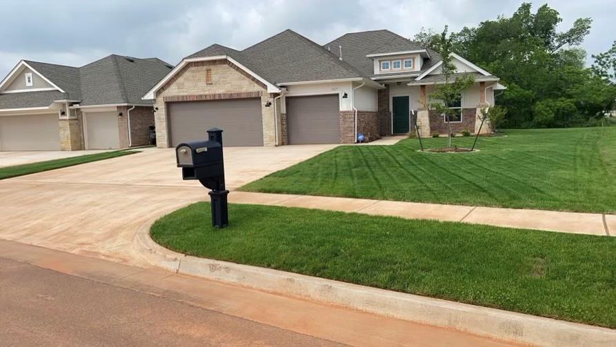 2429 Creekview Drive — photo