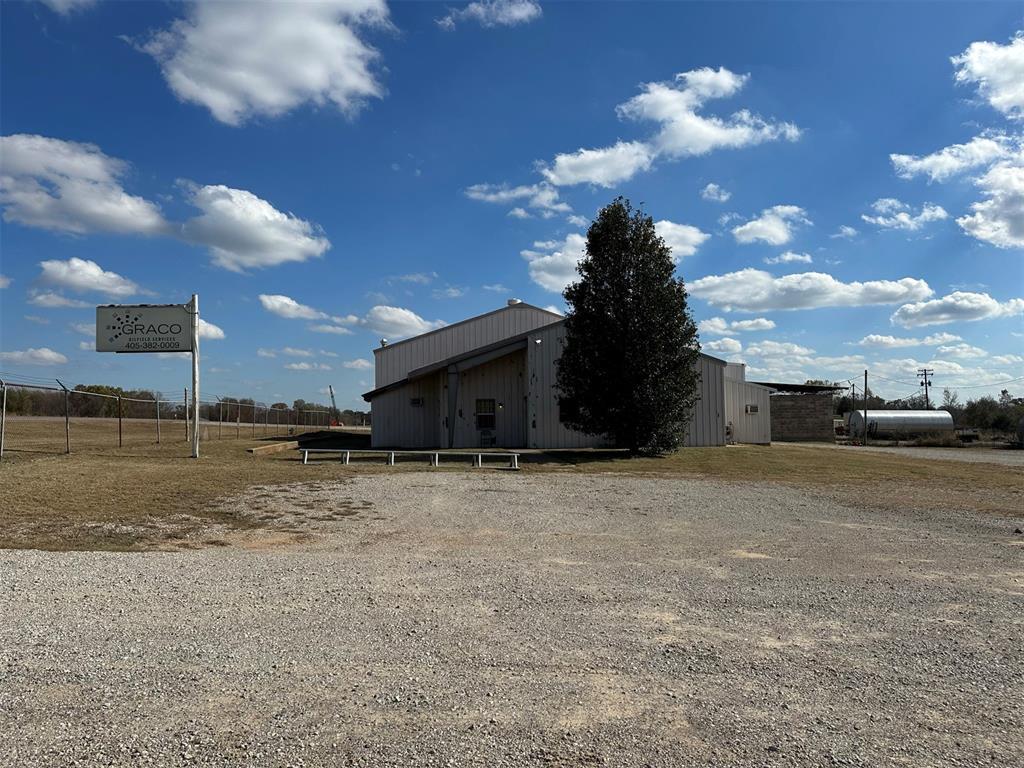 1919 270 Highway — photo