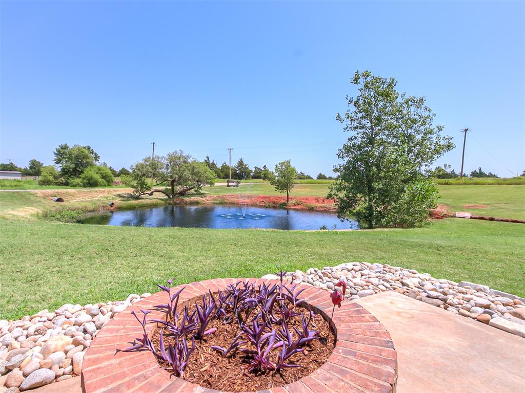 18301 Naomi Drive — photo