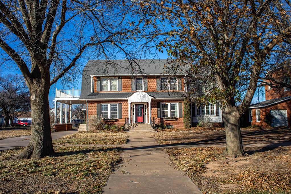 505 W Lincoln Street — photo