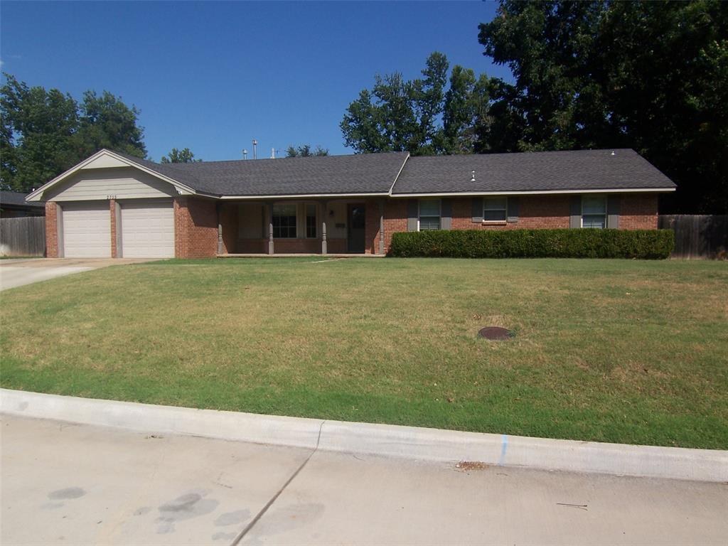 2733 Walnut Road — photo