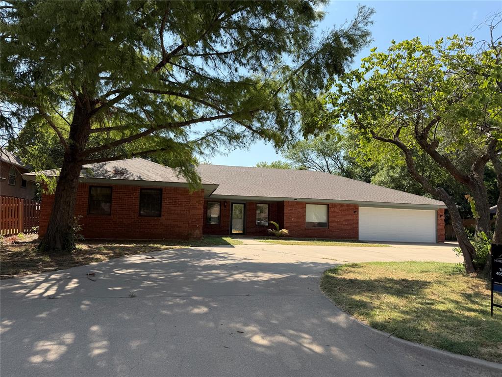 2508 NE Heritage Creek Drive — photo