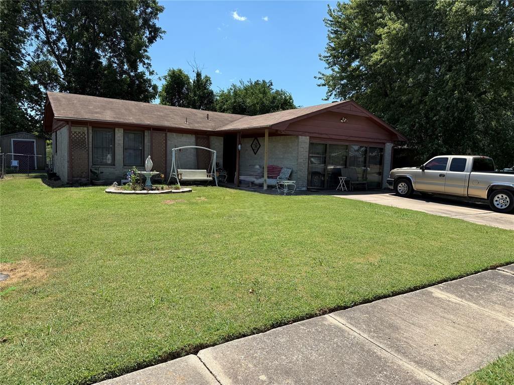3705 Meadowbrook Drive — photo