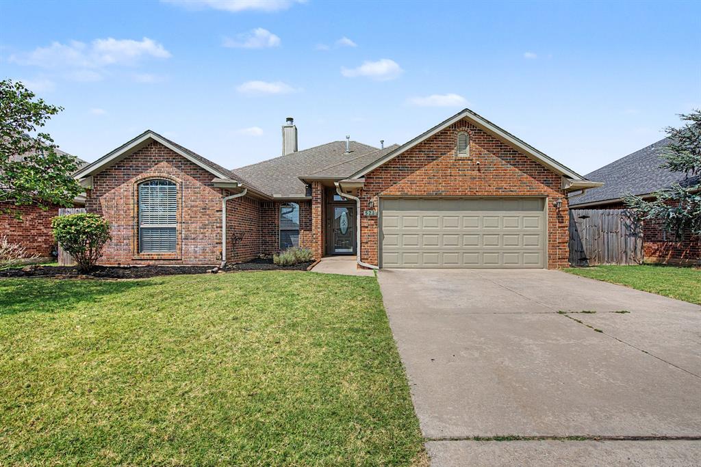 521 Loyd Lane — photo
