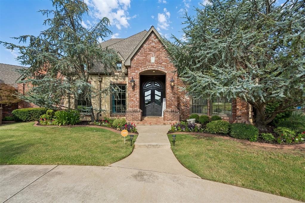 3917 Sherwood Green Lane — photo
