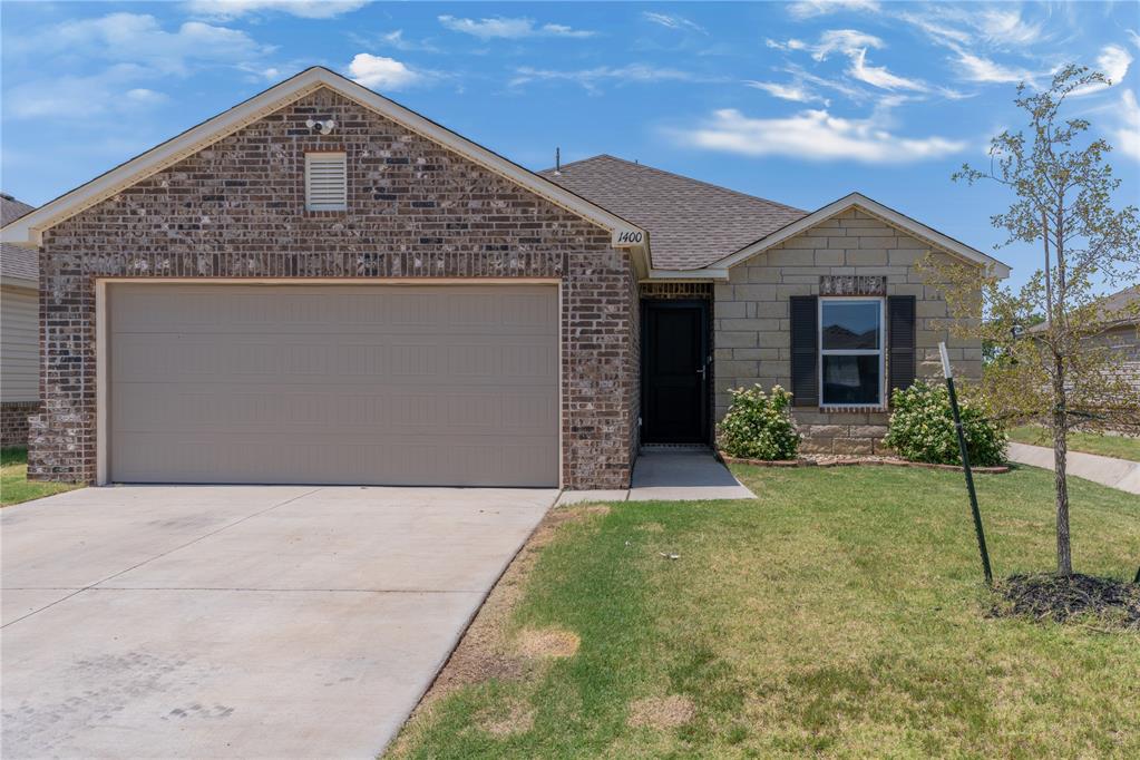 1400 Land Run Way — photo