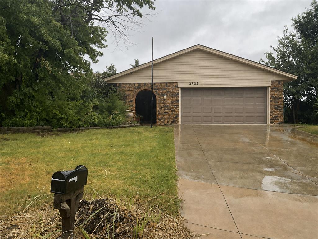 2532 Indian Creek Court — photo