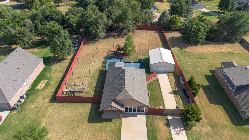 1430 Lakeview Drive — photo