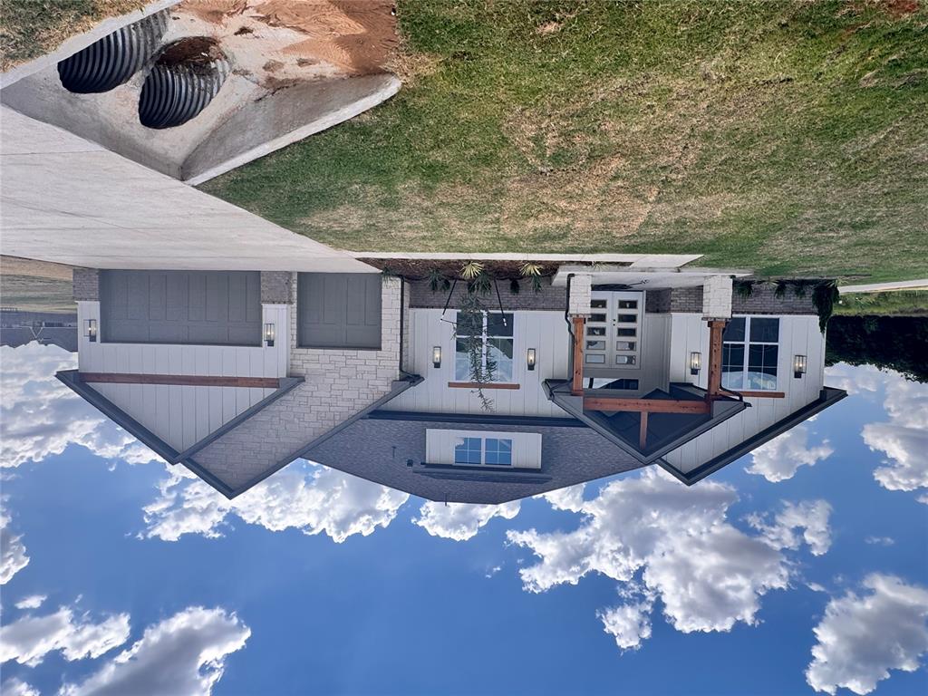 4076 Blue Ridge Avenue — photo