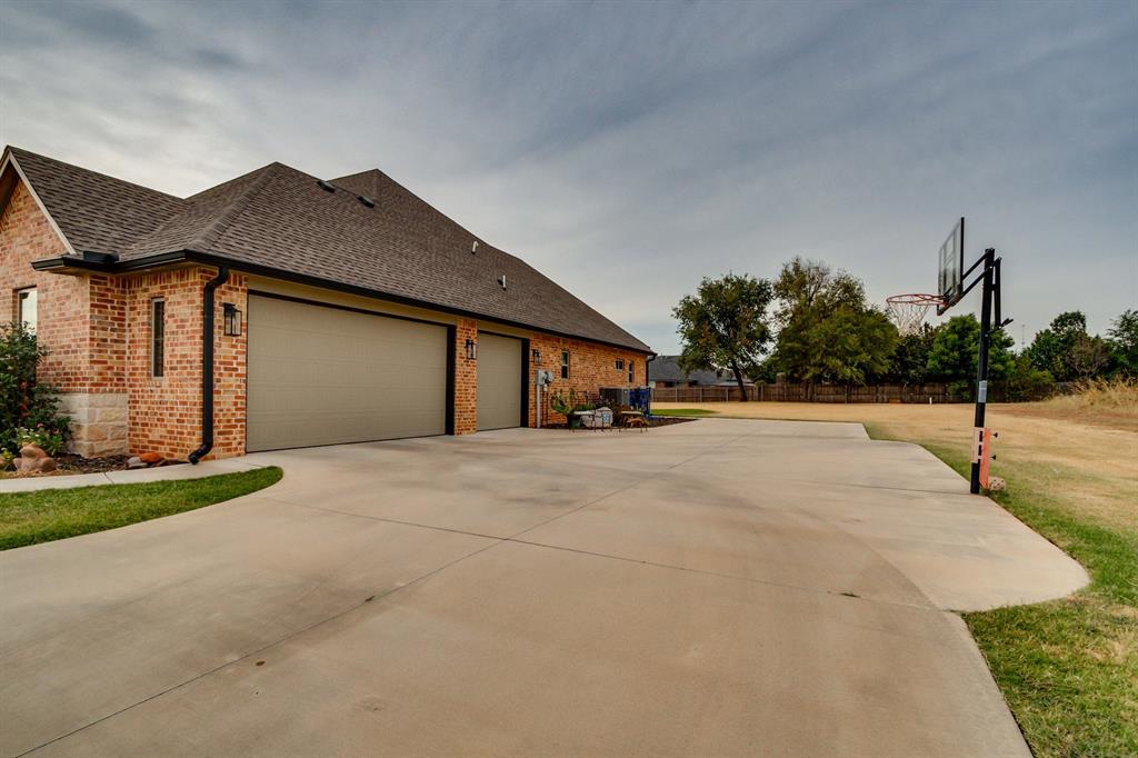 1408 W Harvard Way — photo