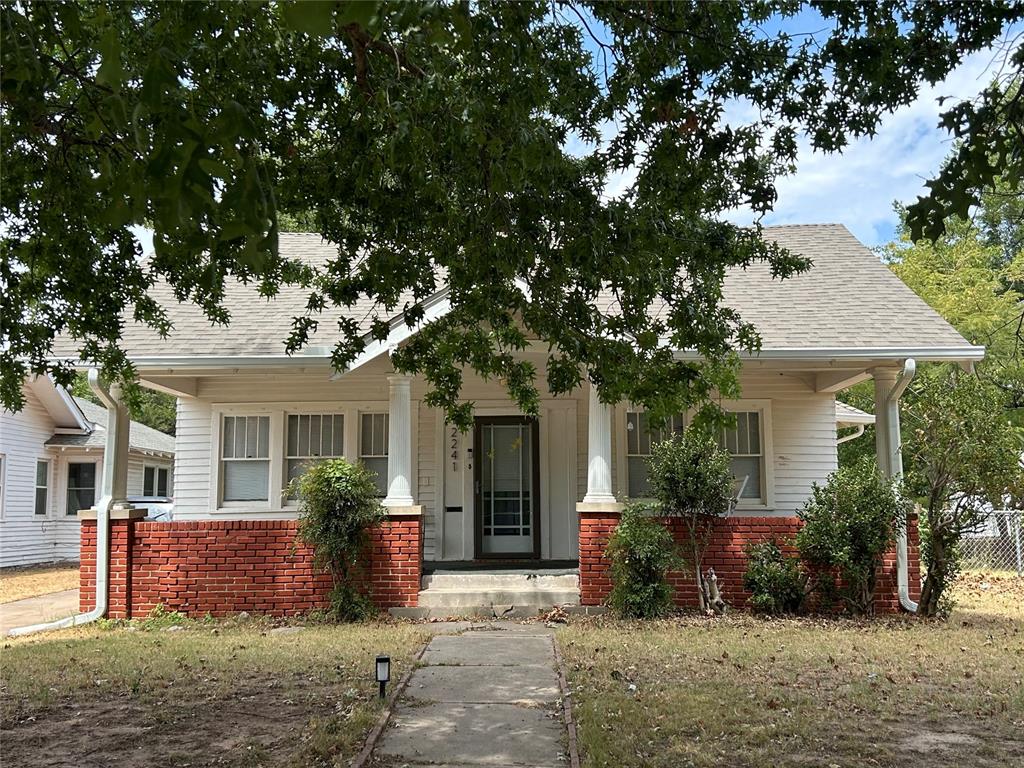 2241 NW 18th Street — photo