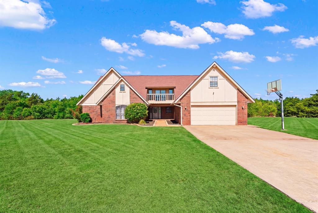 1811 Cedar Trail — photo