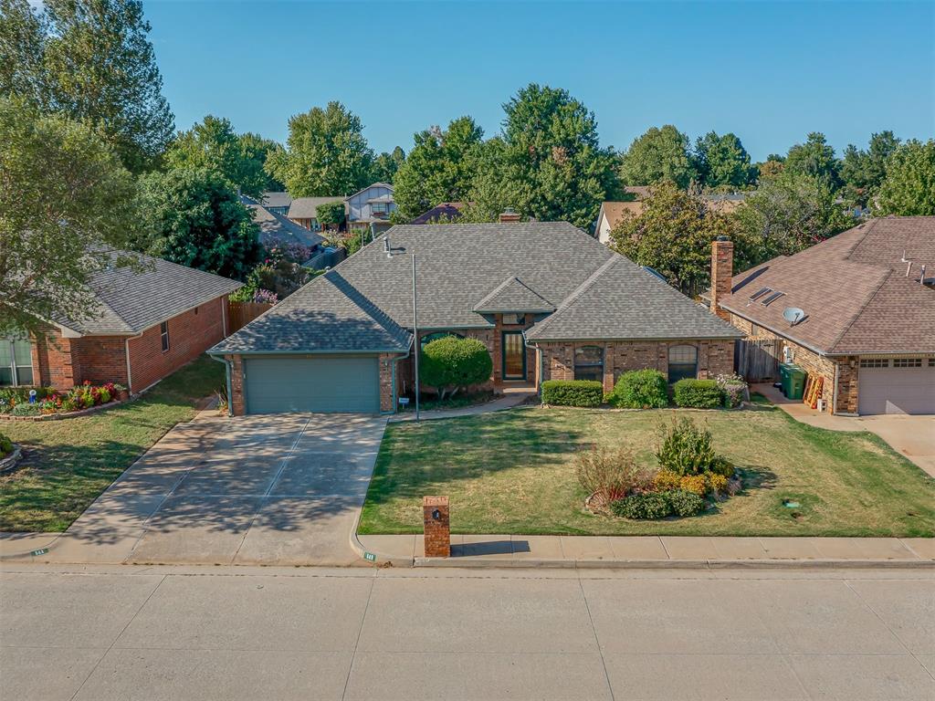 141 E Olympic Drive, Yukon, OK 73099 — photo 3