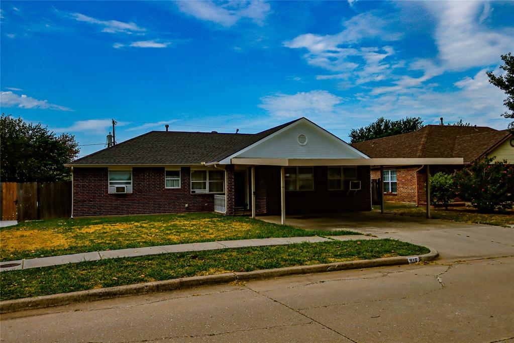 916 N Windermere Drive — photo