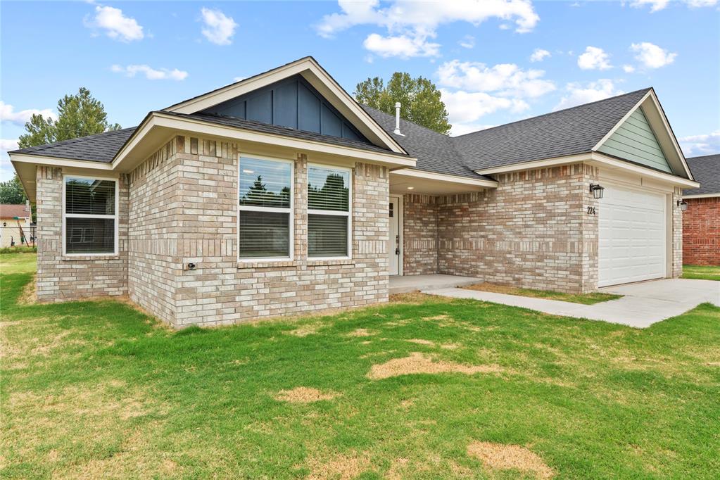 224 E Abbot Lane — photo