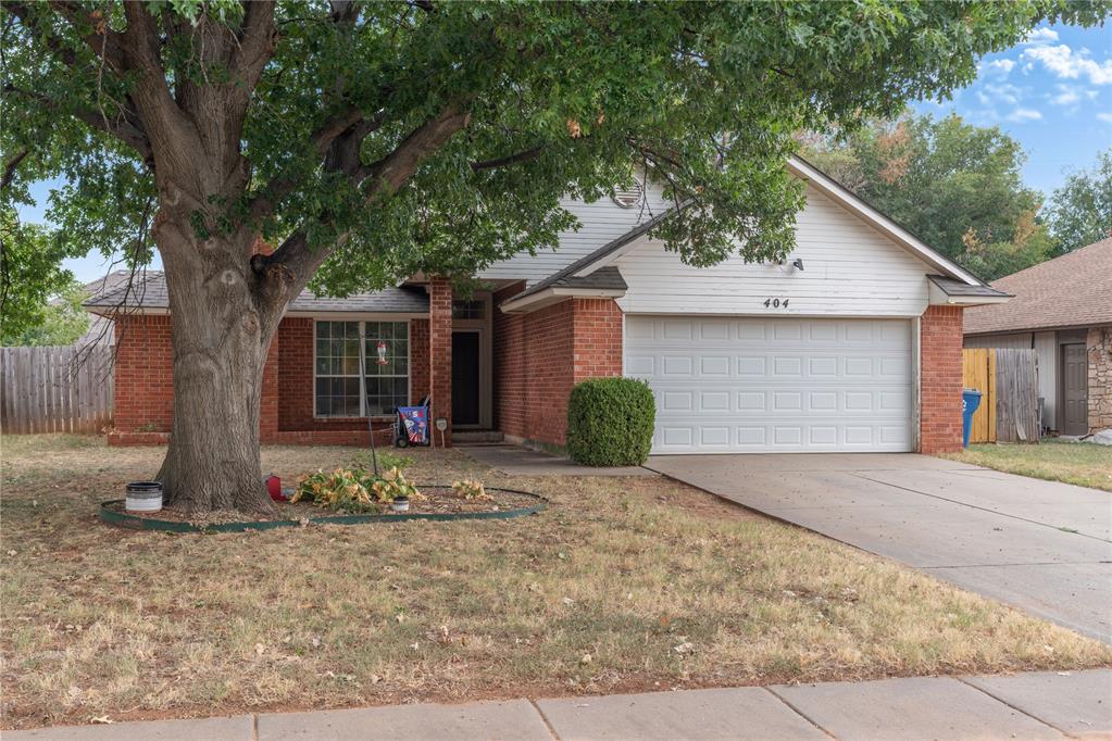 404 N Lockeport Drive — photo