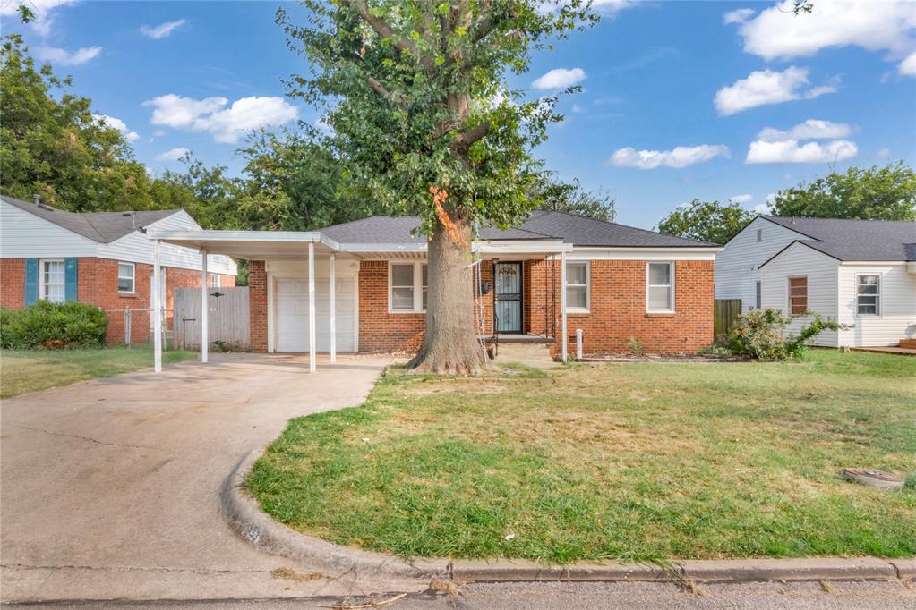 1113 N Redbud Drive — photo