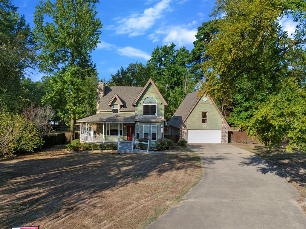 611 W Circle Drive — photo