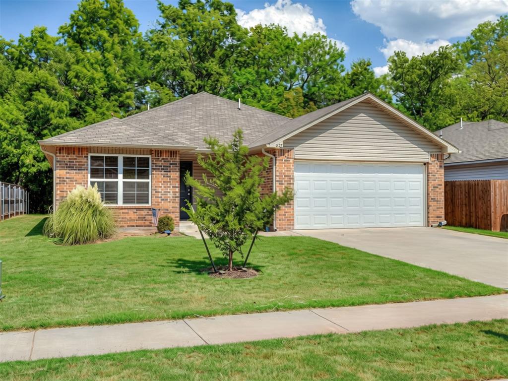 827 Highgarden Circle — photo