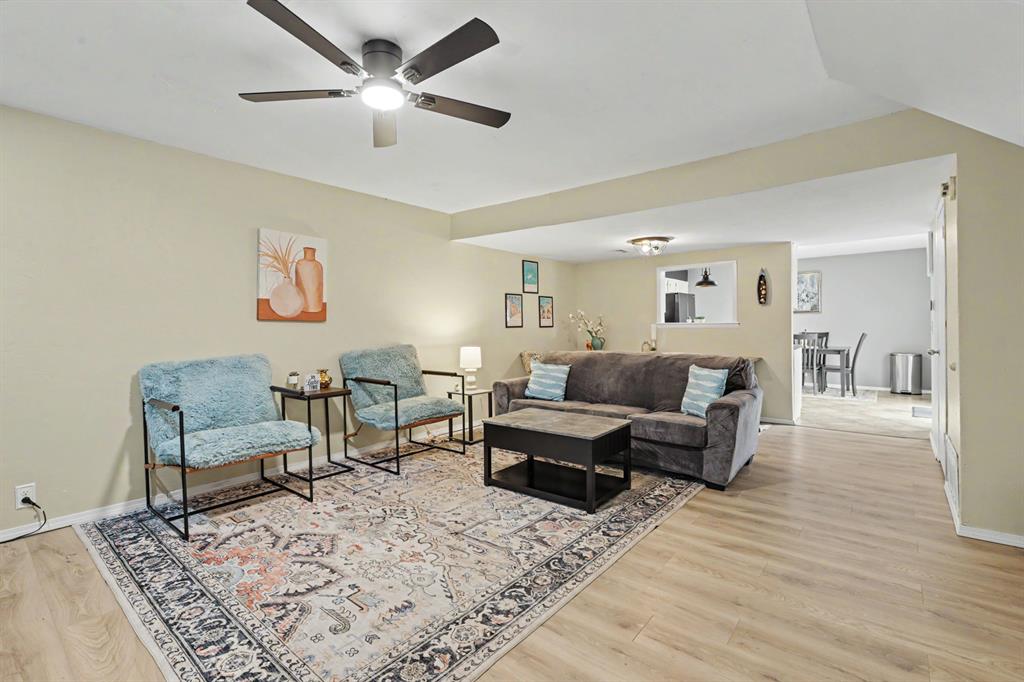 9605 Hefner Village Boulevard — photo