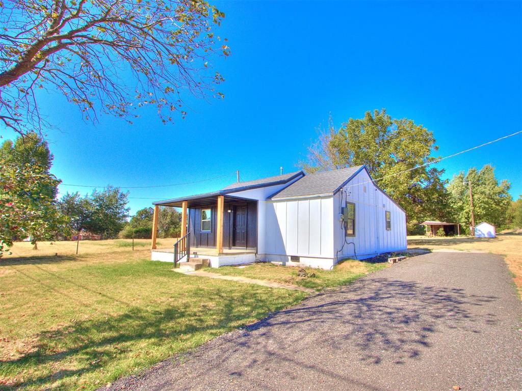 2587 Ridgecrest Drive — photo