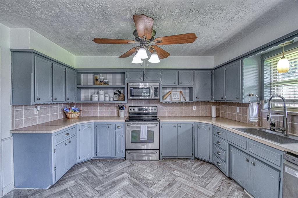 2225 W Country Club Road — photo