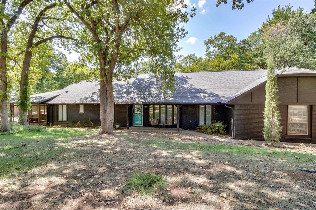 8009 Magnolia — photo