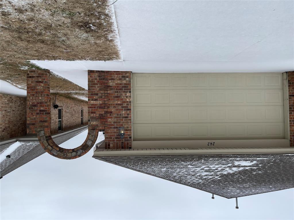242 Woodbriar Road — photo