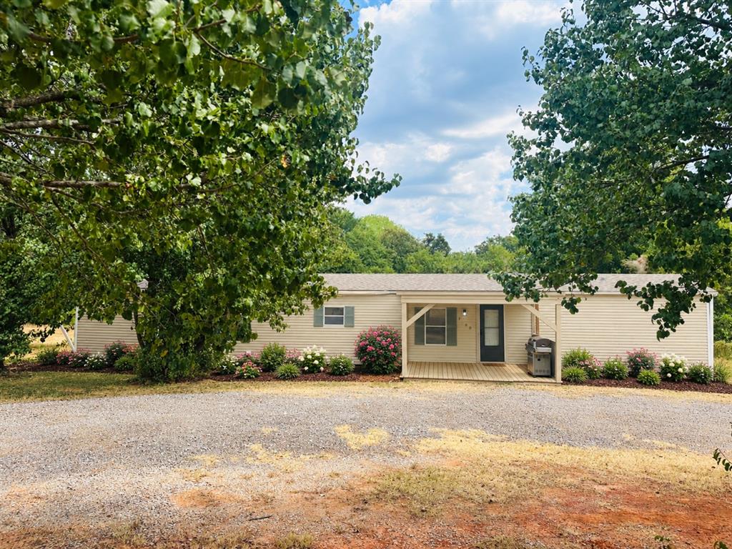 9100 Hollow Road — photo