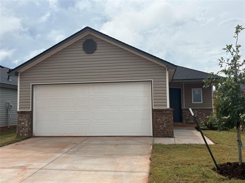 1203 Saddle Drive — photo