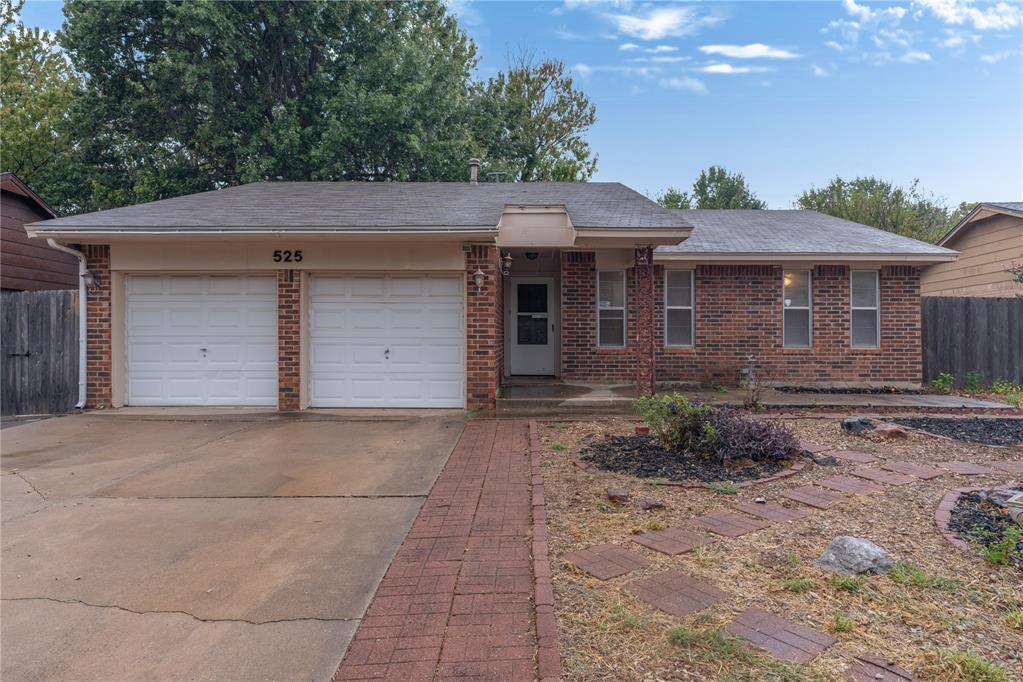 525 Holly Hill Road — photo